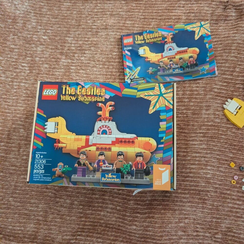 LEGO Ideas 21306 – The Beatles Yellow Submarine | RETIRED
